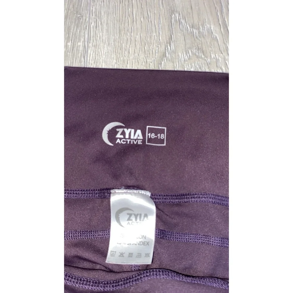 Zyia Active zyia active